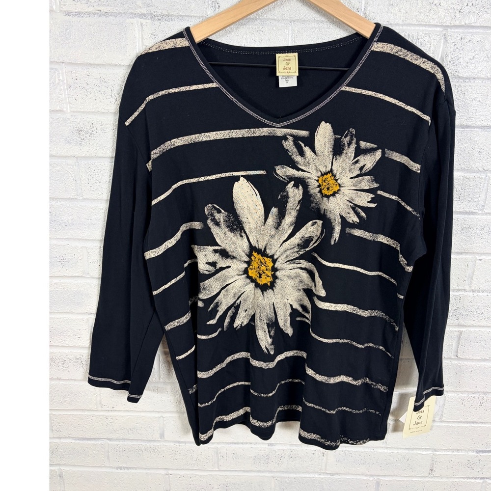 Jess & Jane Daisy Top Womens 1X Black Stripe Floral V Neck 3/4 Sleeve